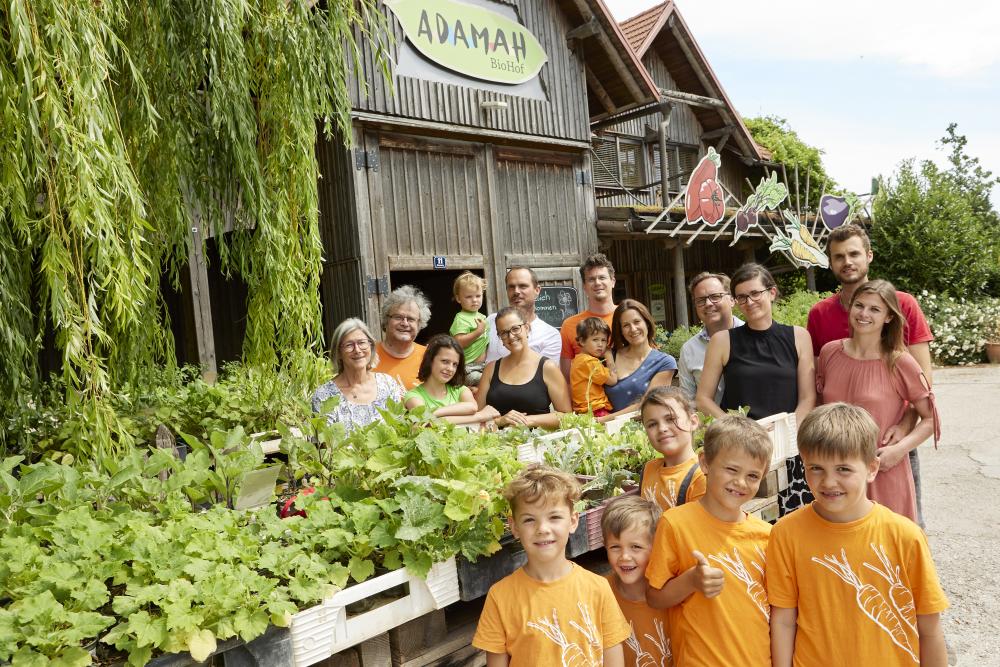 Adamah Familie